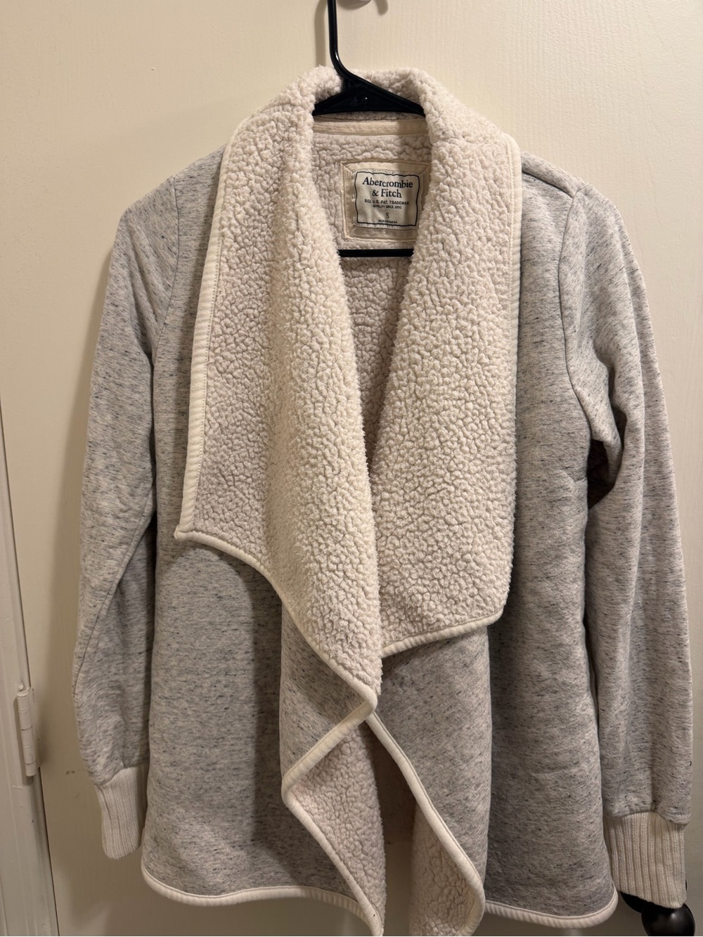 Abercrombie & Fitch Gray Open Cardigan with Cream Sherpa Trim